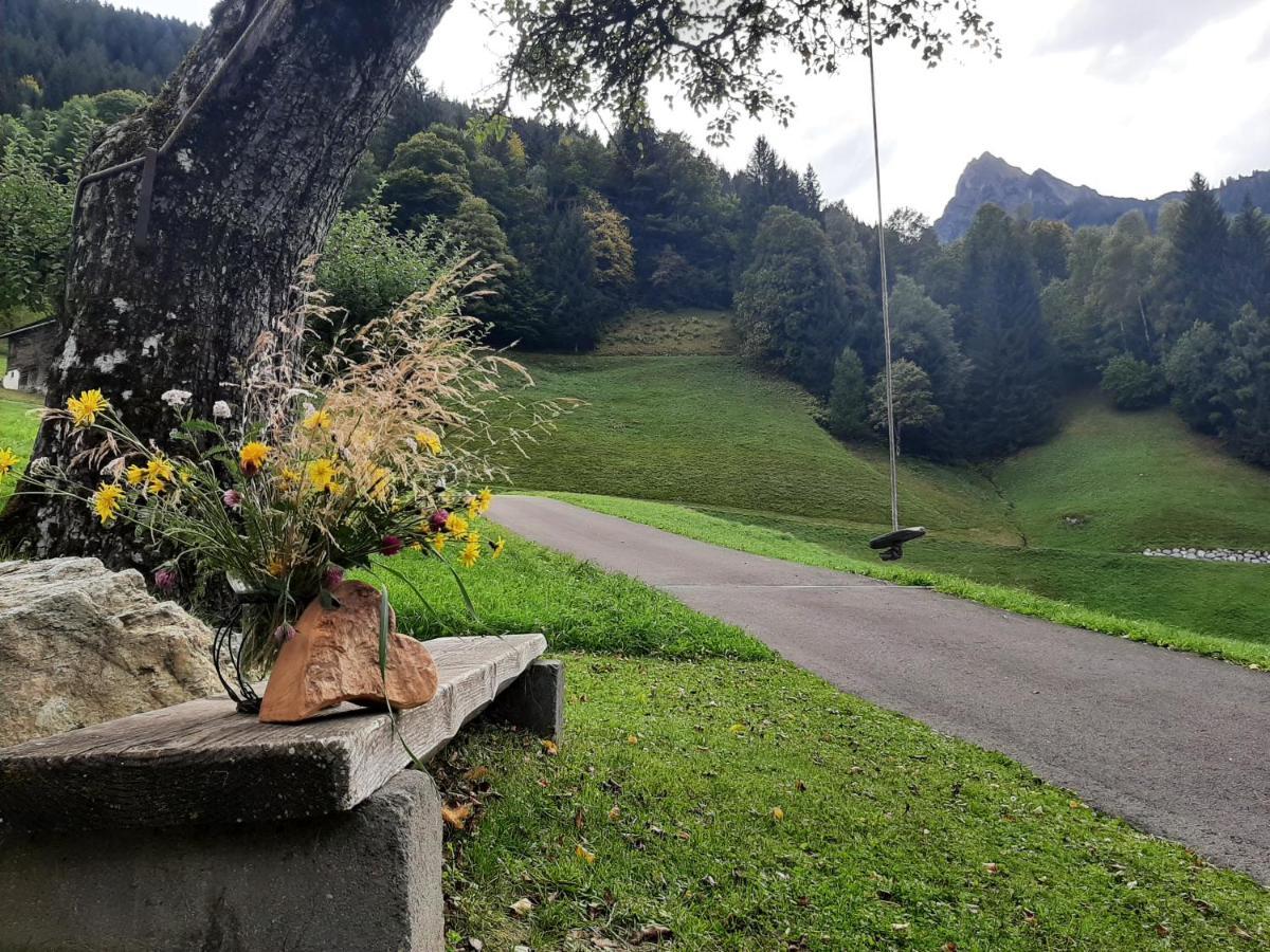 Bergmomente Montafon Ferienhaus Bitschweil Villa Tschagguns Eksteriør bilde